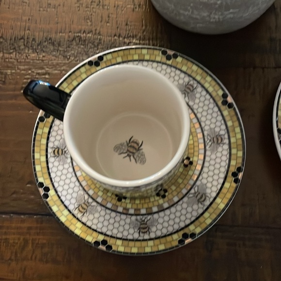 SET OF 2-Anthropologie Bistro Tile Espresso Cup & Saucer Garden Collection Bee - Picture 3 of 8